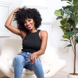 Meet your Posher, Shar'na